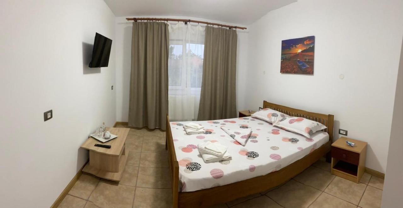 Raven Comstar Apartamento Corbu  Exterior foto