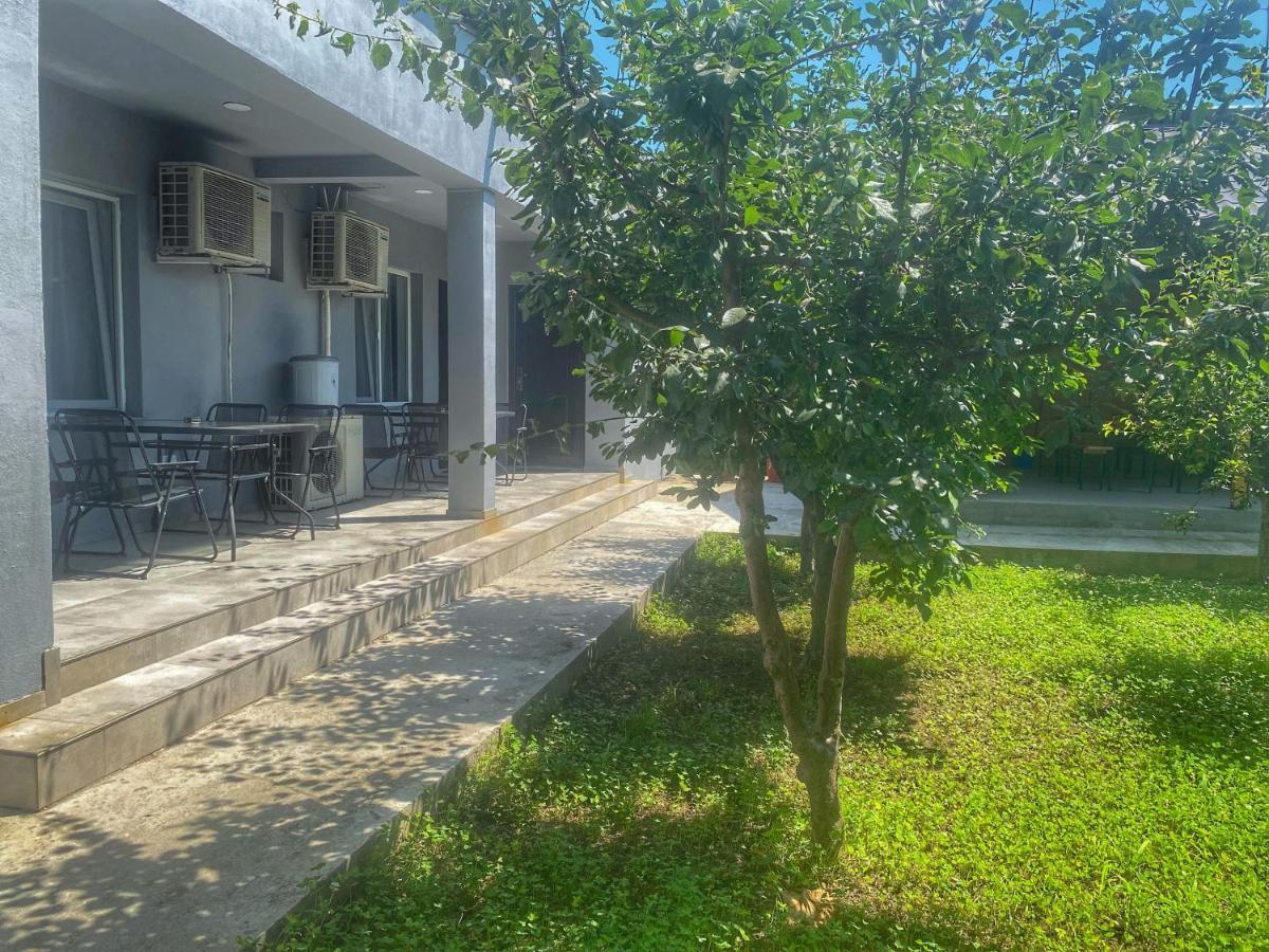 Raven Comstar Apartamento Corbu  Exterior foto