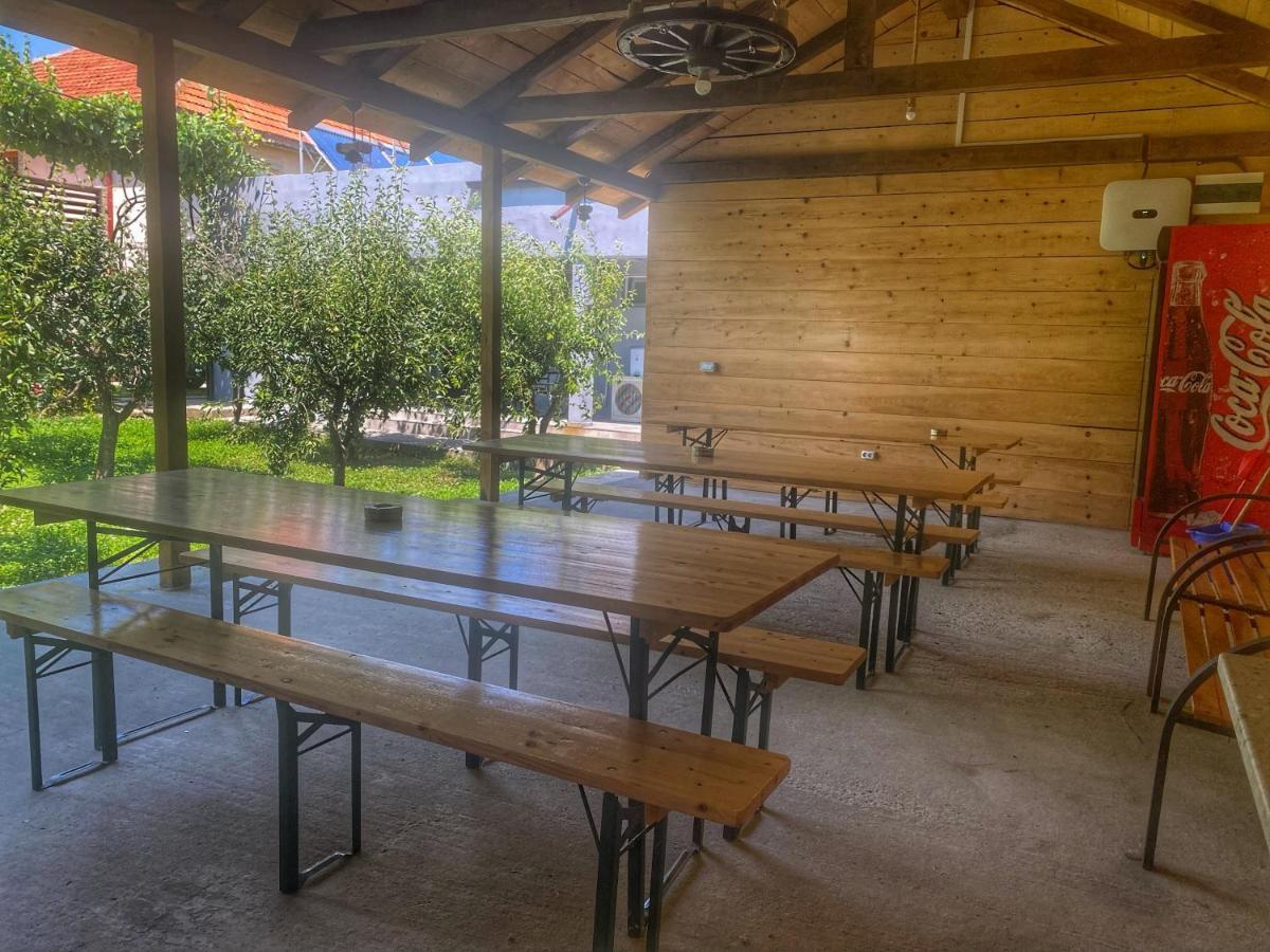 Raven Comstar Apartamento Corbu  Exterior foto